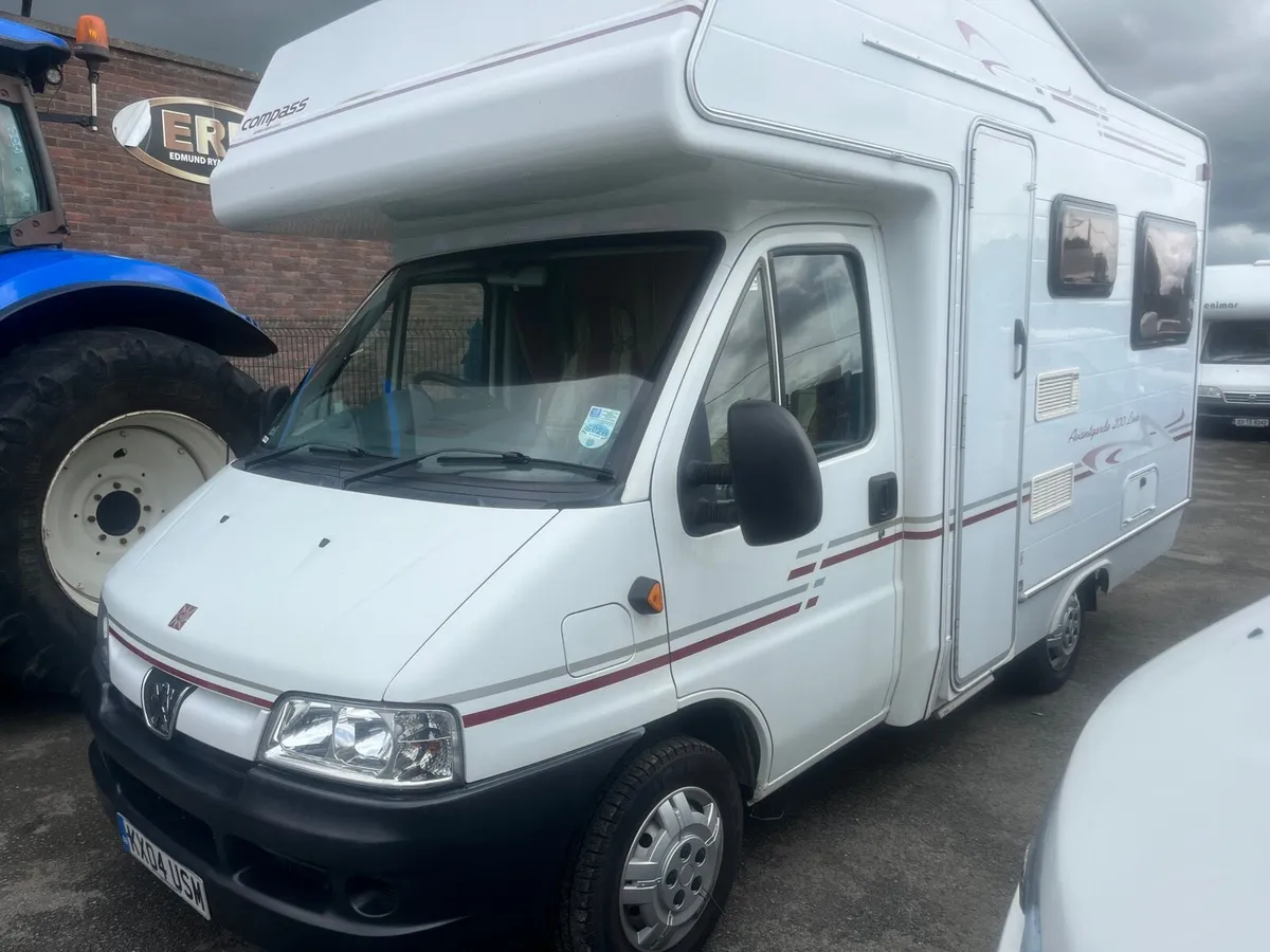 04 Compass Avantgarde 4berth only 22,000miles - Image 1