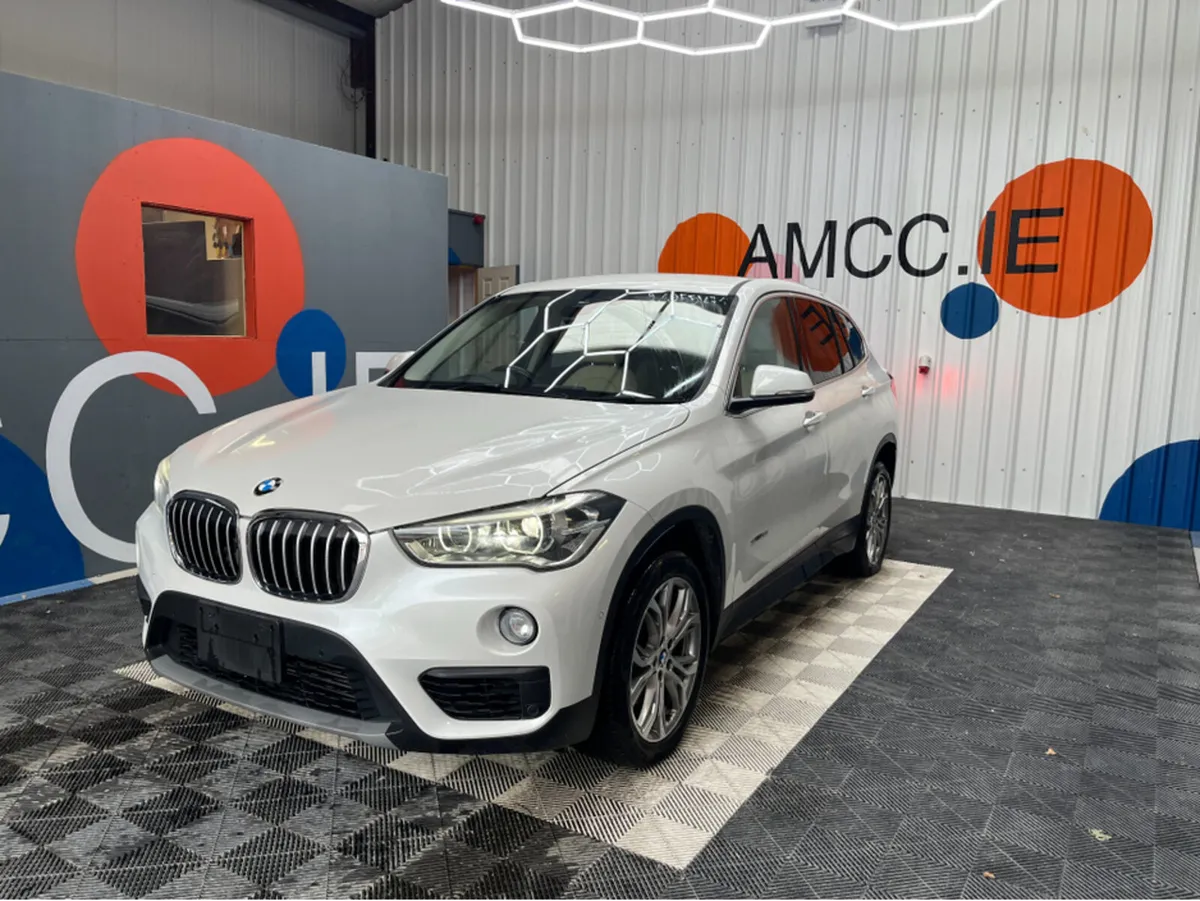 BMW X1 1.5 PETROL / 36k KMs / HEATED SEATS , REVER - Image 3