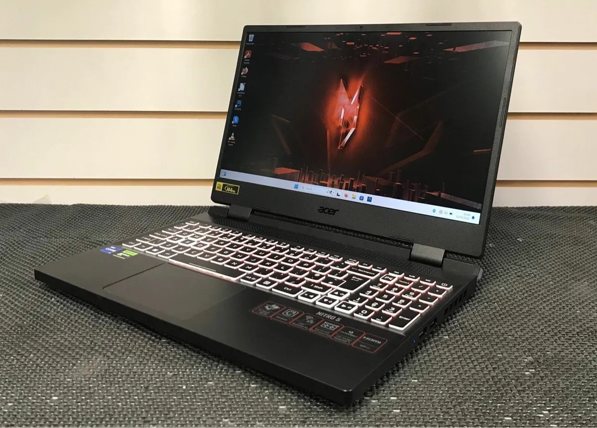 Acer Nitro 5 Gaming Laptop - Image 2