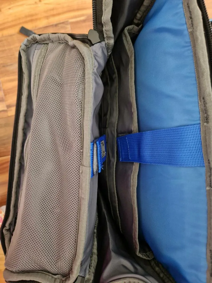 Dell laptop & gaming backpack - Image 4