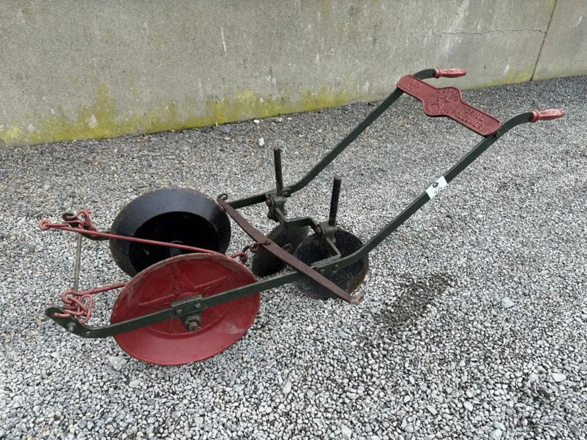 Vintage Horse-Drawn Implements **Online Auction** - Image 2