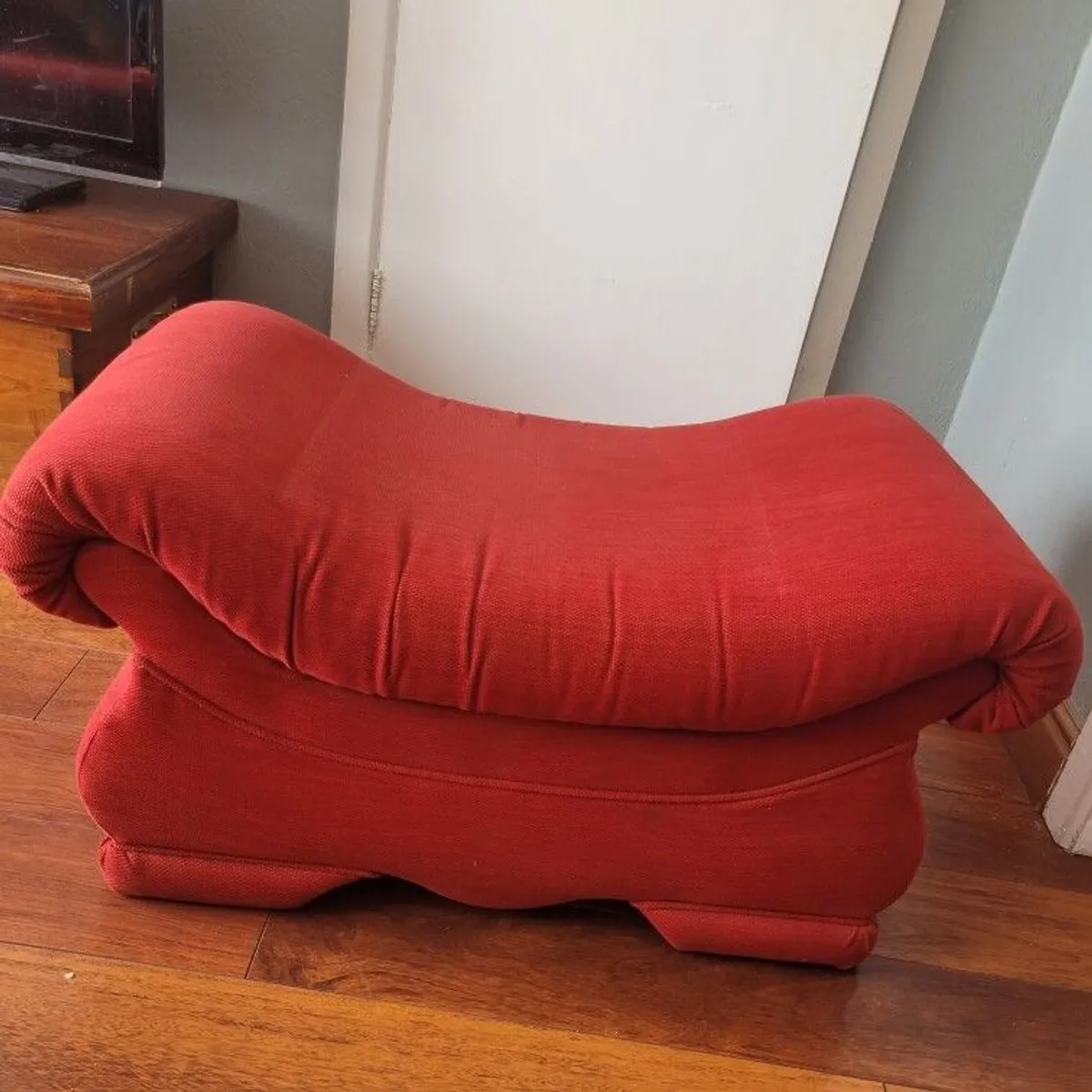 Free matching 3 seater, 2 seater, Armchair and Pouffe - Image 2