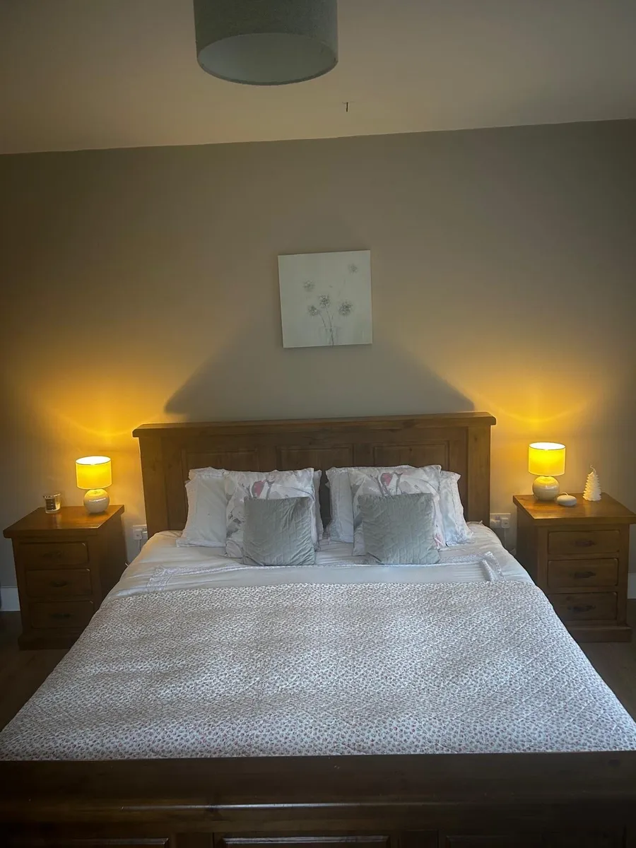 Super king bed and lockers - Image 1