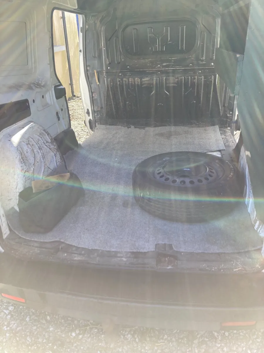 Fiat Doblo 2013 - Image 3