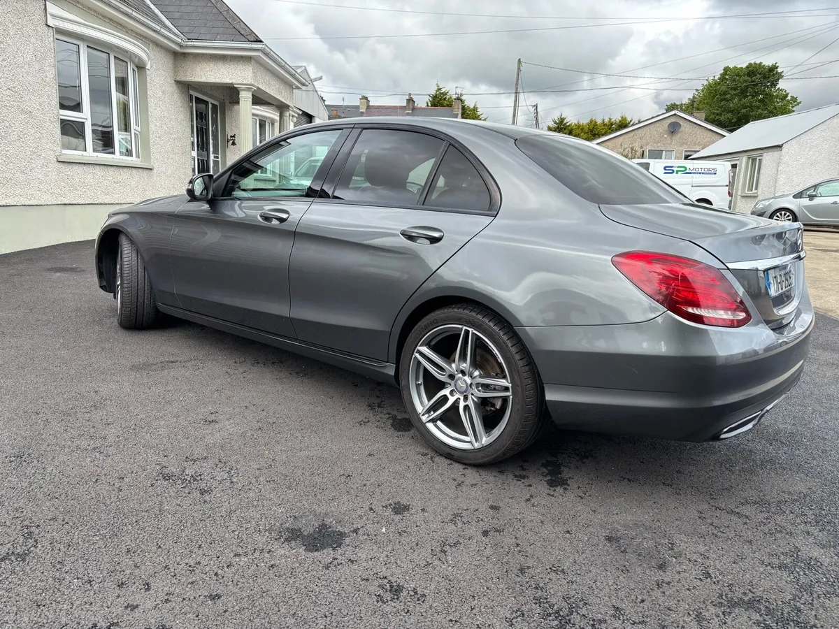 171 Mercedes c 220 - Image 4
