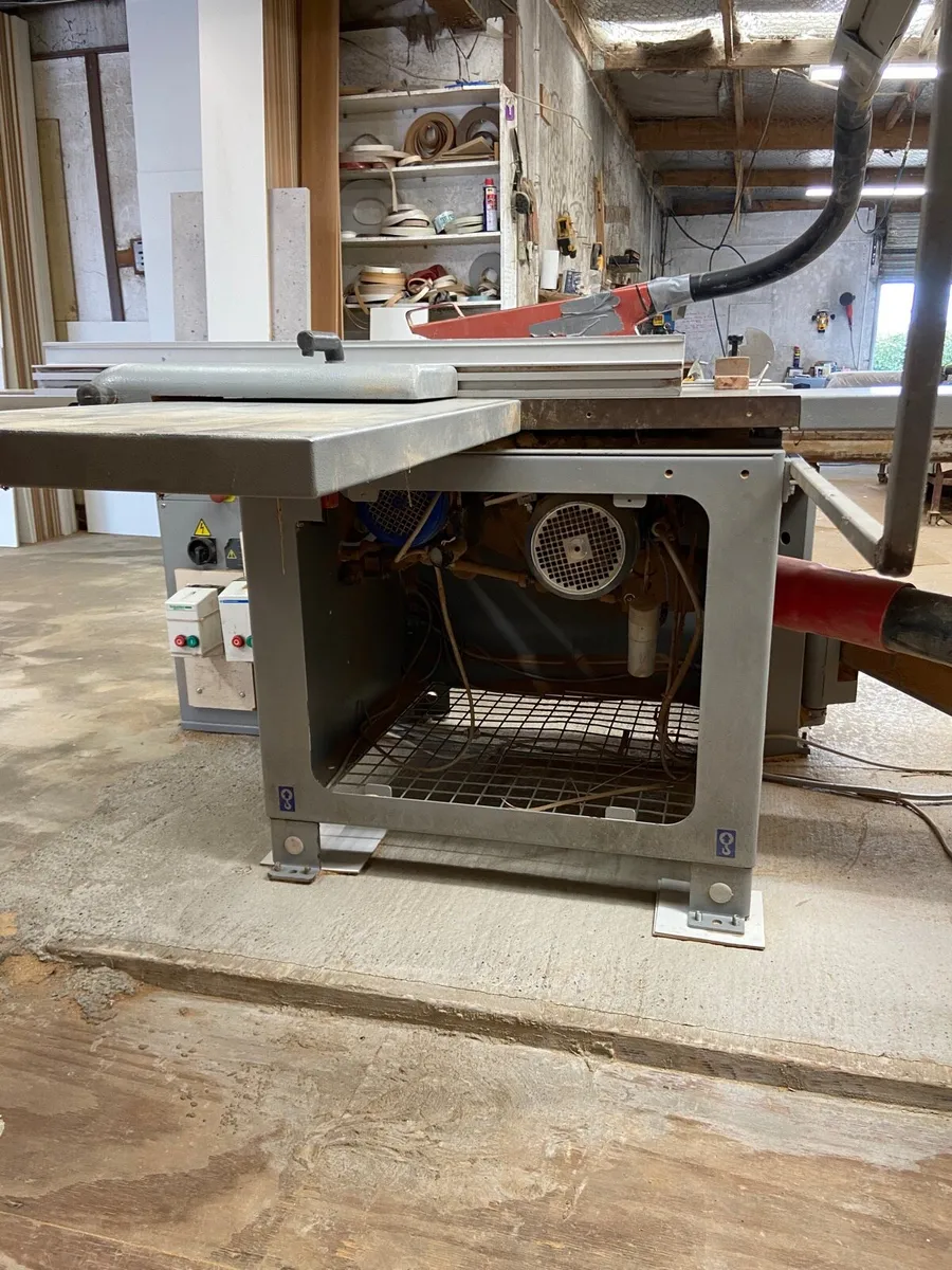SINGLE PHASE LAZZARI PANEL SAW + EXTRACTION - Image 4