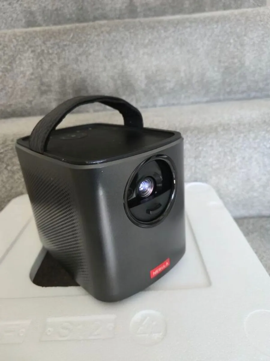 Projector Nebulla Mars II Pro - Image 1