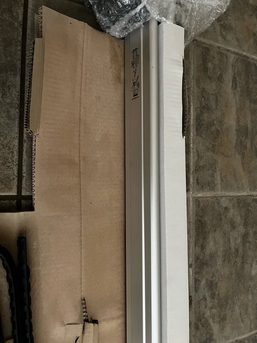 Audi Q5 Roof Bars - Image 2