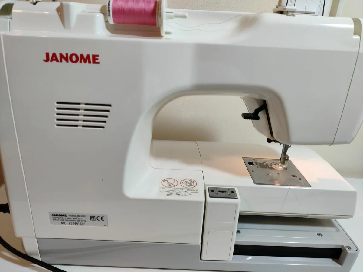 Embroidery Machine - Image 3