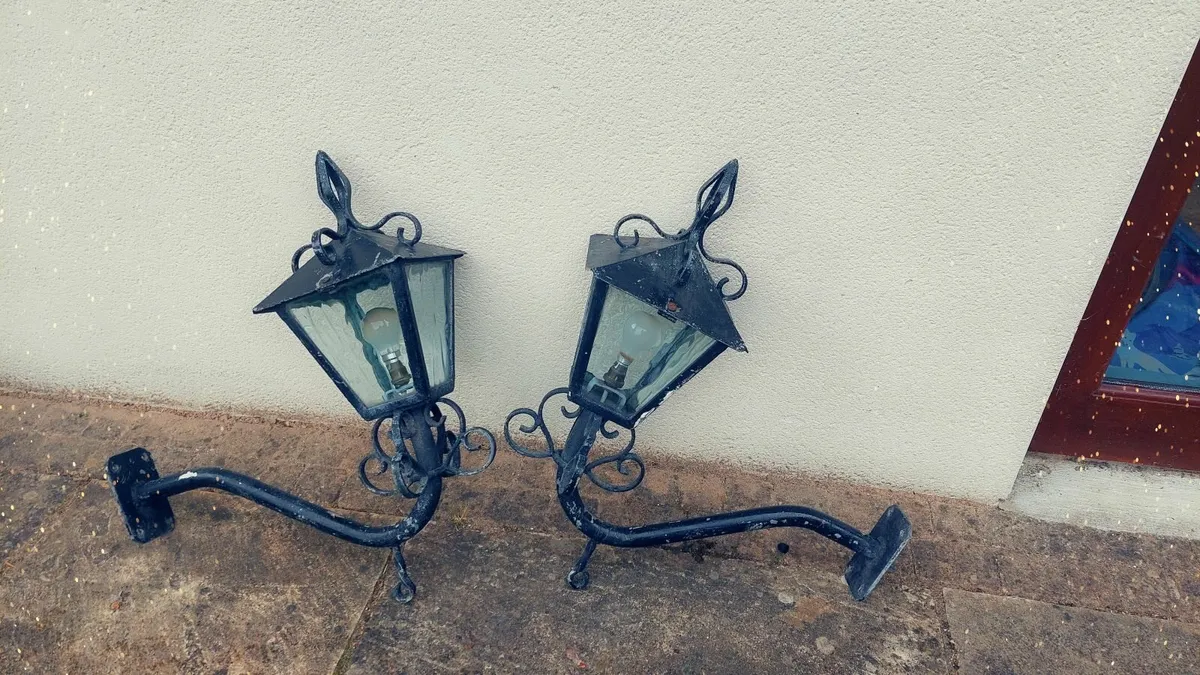 Vintage Externals Lights - Image 1