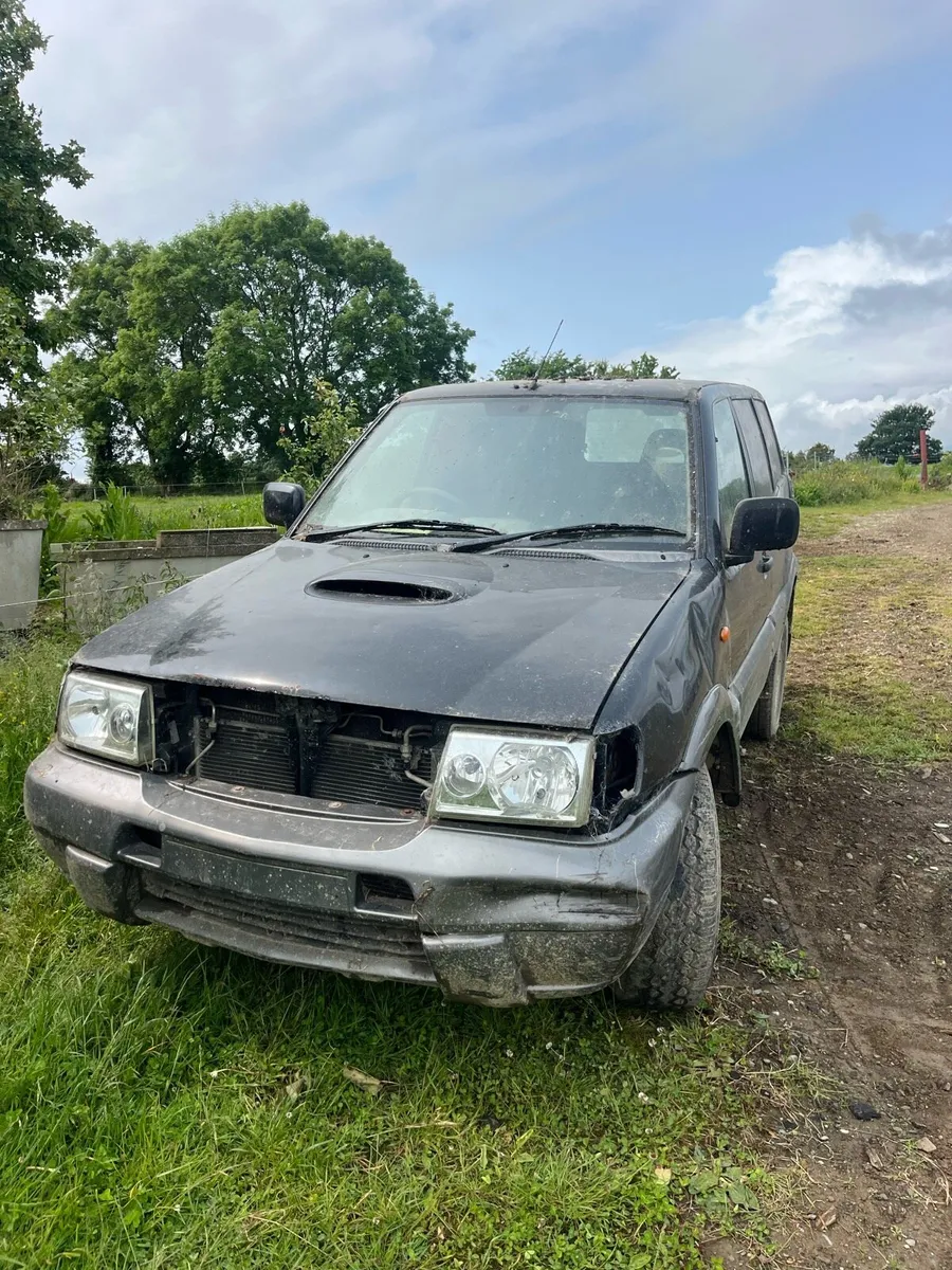 Nissan terrano - Image 2