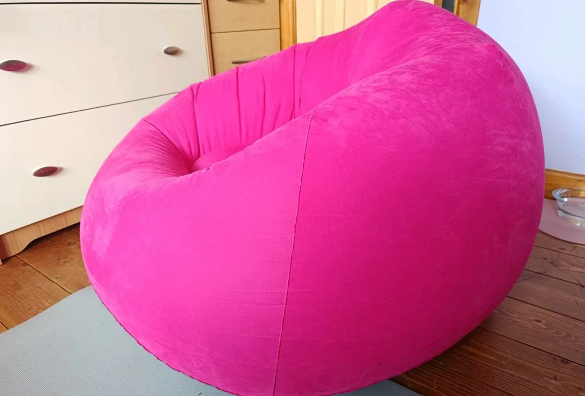 Cozy sofa chair - Image 1