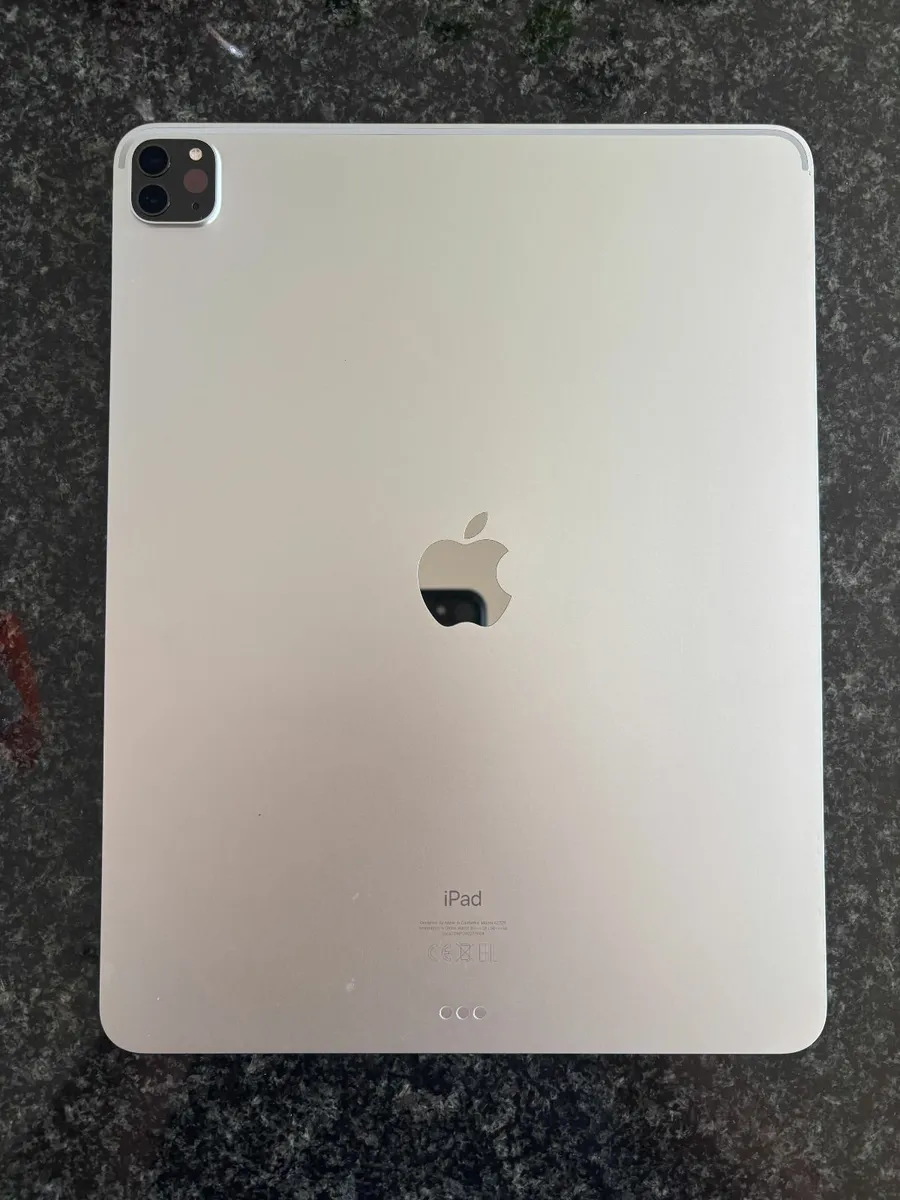 Immaculate ! iPad Pro 12.9 128GB - Silver - Image 2
