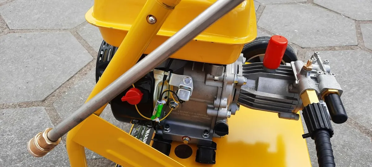 Rocwood Petrol Pressure Washer "FOR HIRE" - Image 4