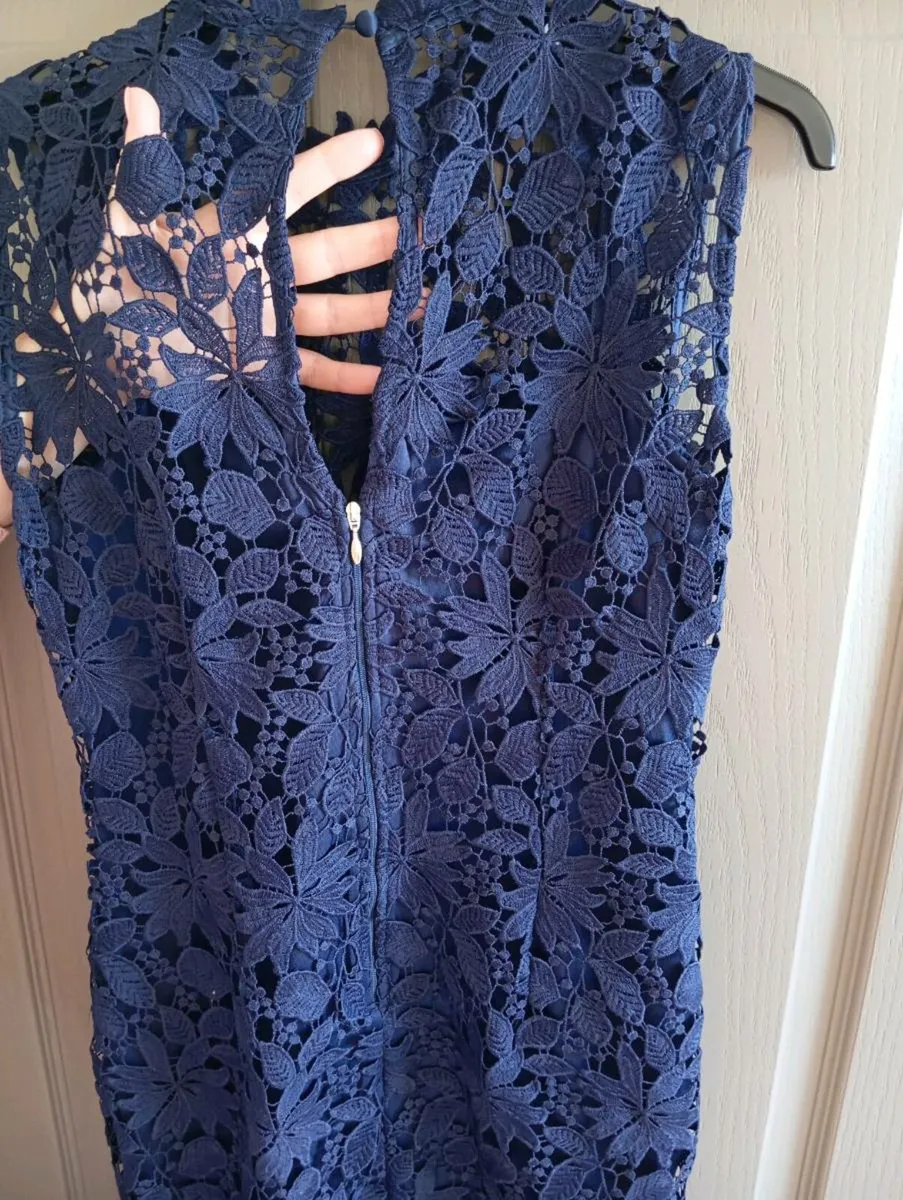 Ladies dress - Image 3