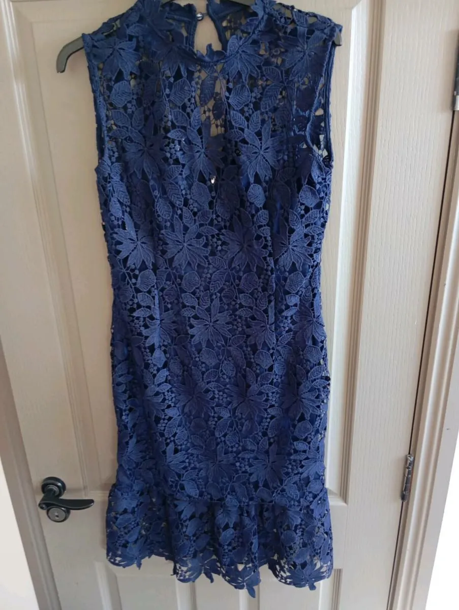 Ladies dress - Image 1