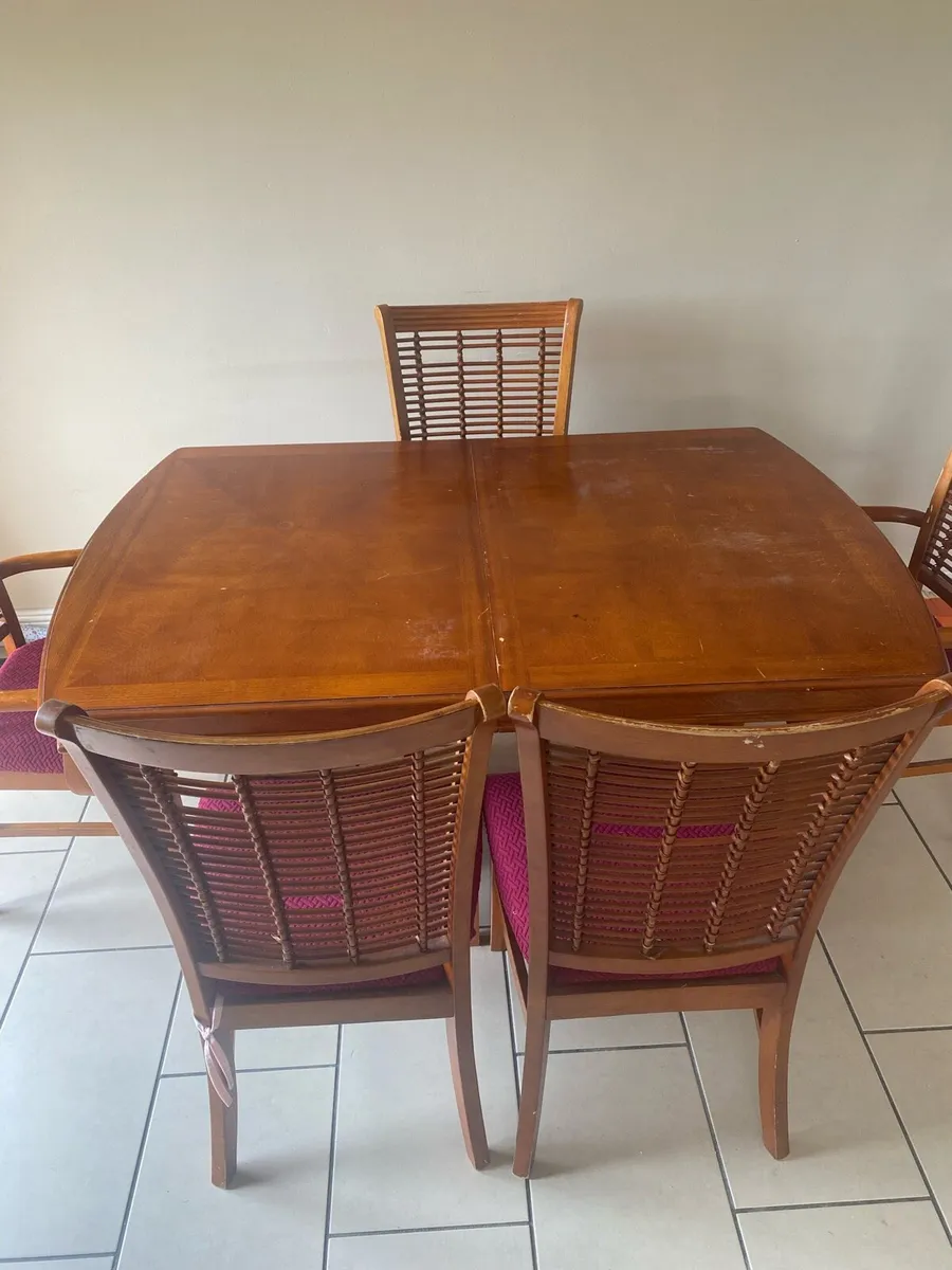 Kitchen Table and Chairs - Image 2