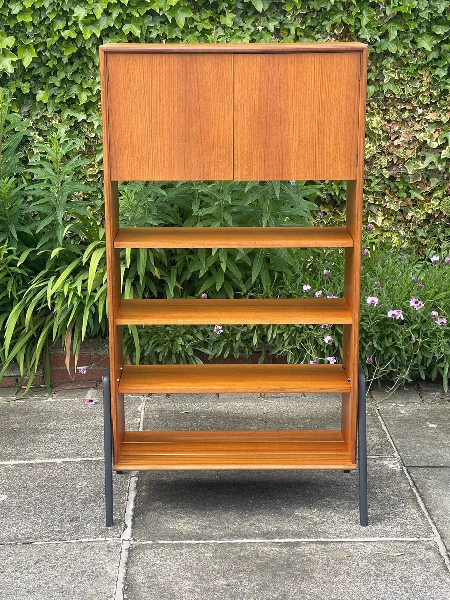 Mid century G Plan bookcase plus - Image 2