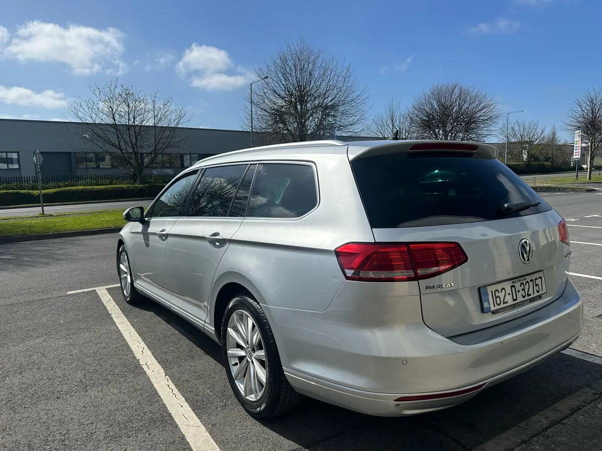VW PASSAT DSG 1.6 TDI - Image 4