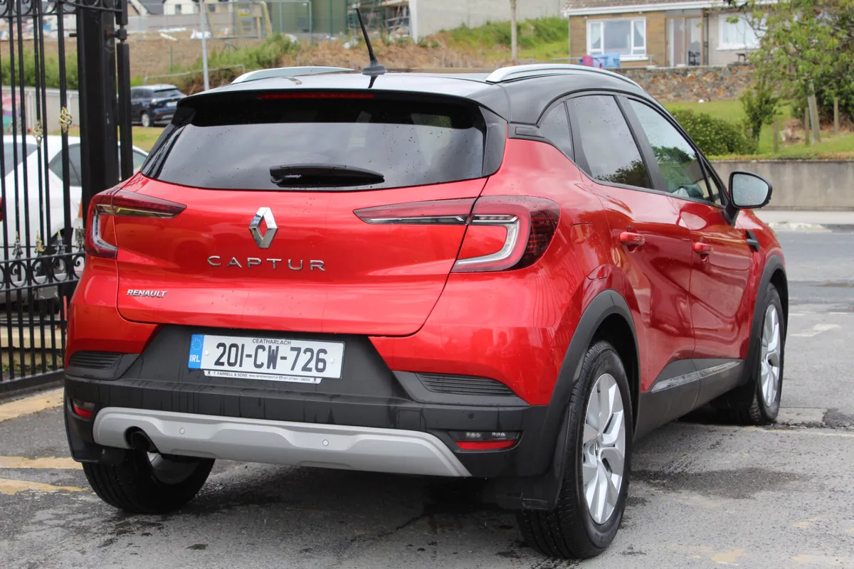 Renault Captur 2020 1.5 Diesel Iconic *Warranty* - Image 2