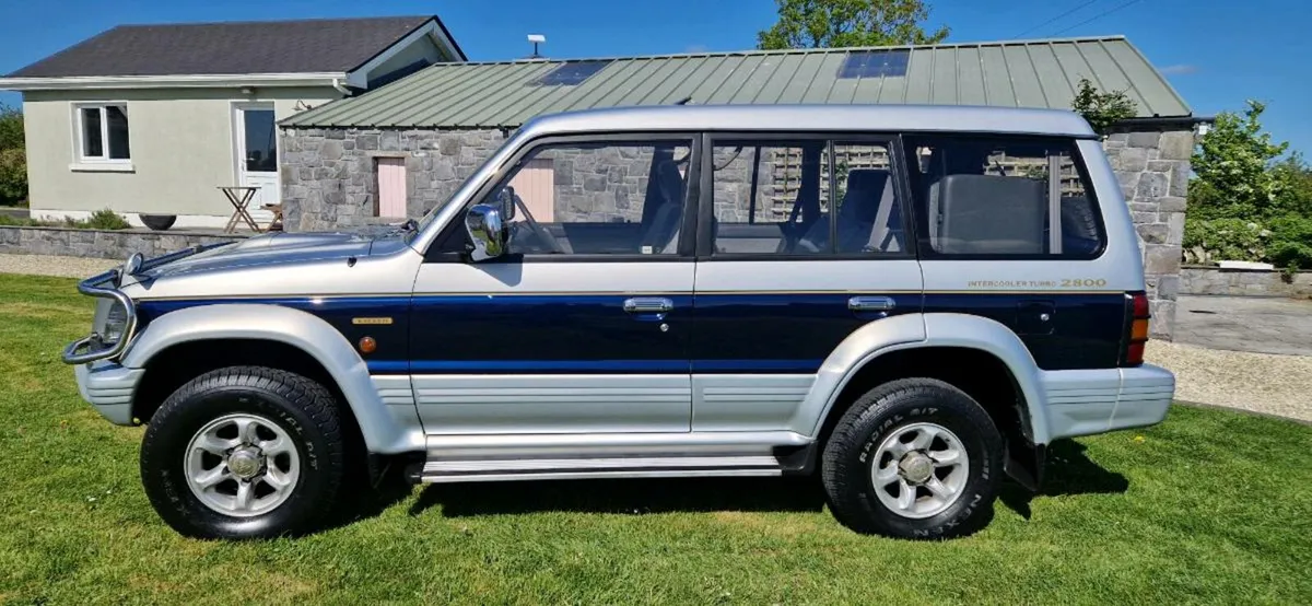 1995 Pajero Exceed 2800 - Image 2