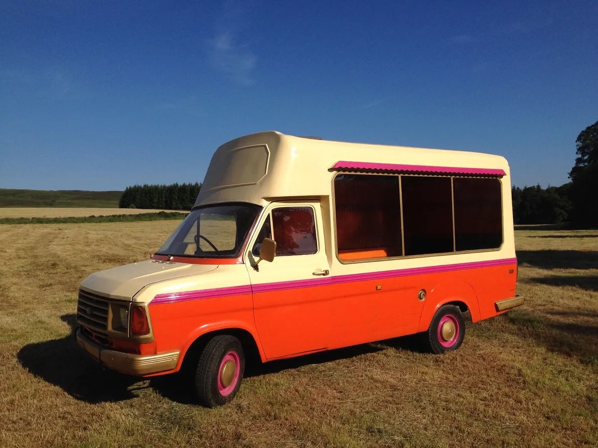 Ice cream van - Image 1
