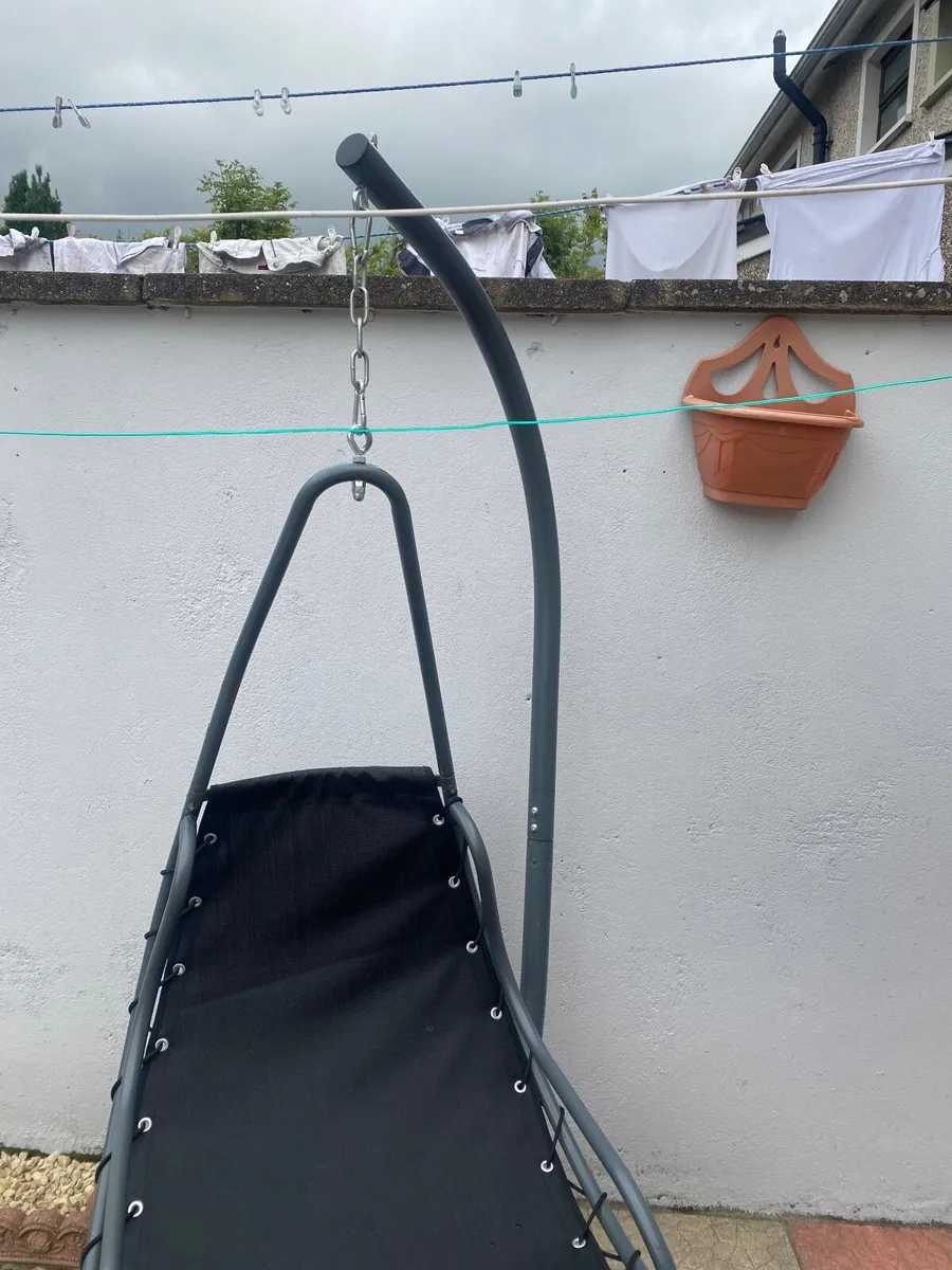 Egg chair - Image 2