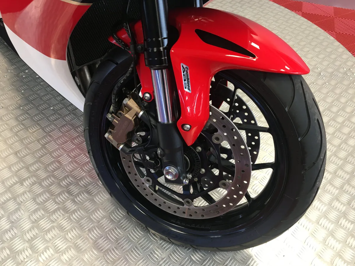 2017 Honda CBR1000 FIREBLADE 'DEPOSIT TAKEN' - Image 3