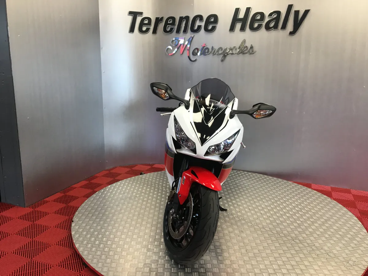 2017 Honda CBR1000 FIREBLADE 'DEPOSIT TAKEN' - Image 4