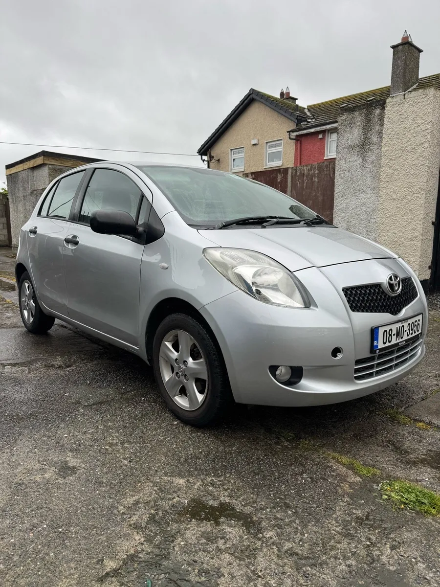 Toyota Yaris 1.0L STRATA 5DR - Image 3