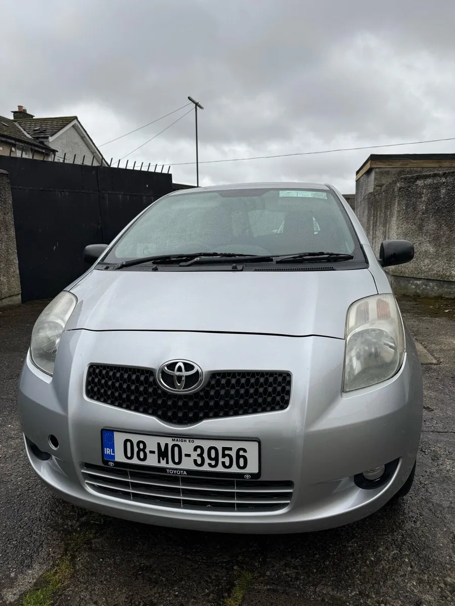 Toyota Yaris 1.0L STRATA 5DR - Image 4