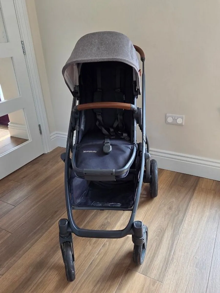 Uppababy Vista V2 - Image 1