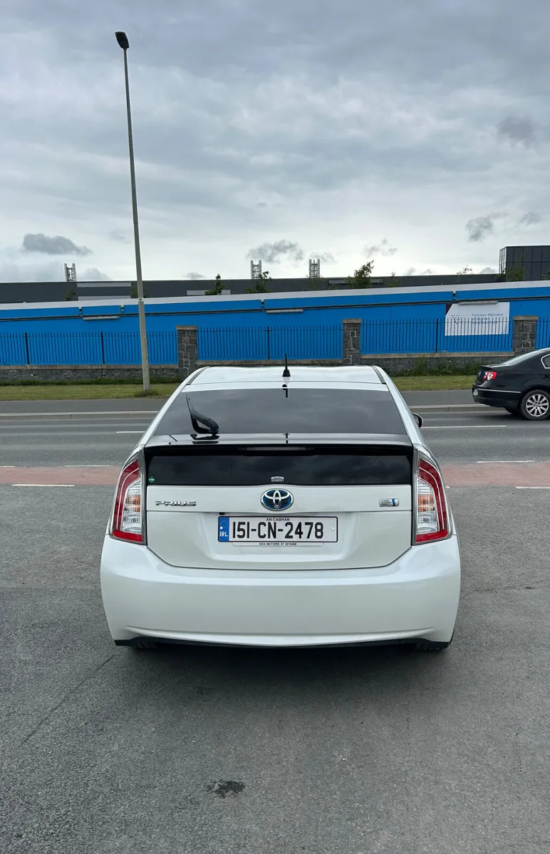 2015 Toyota Prius 1.8 Hybrid UNDER DEPOSIT - Image 4