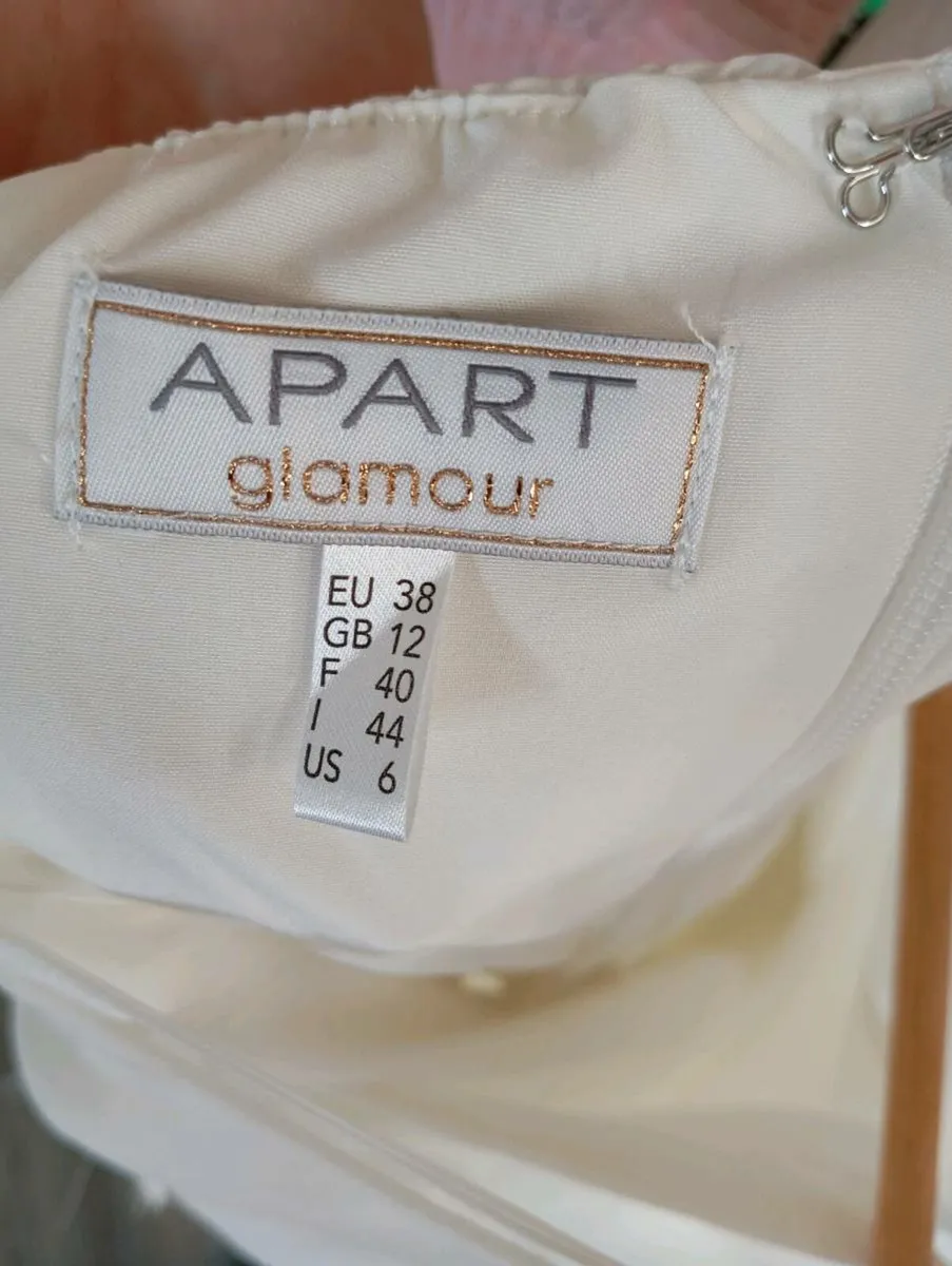 Ladies dress - Image 2
