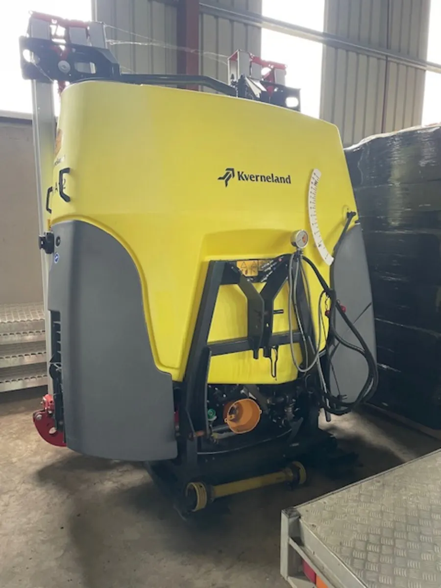 Kvernland iXter Sprayer 12A - Image 1