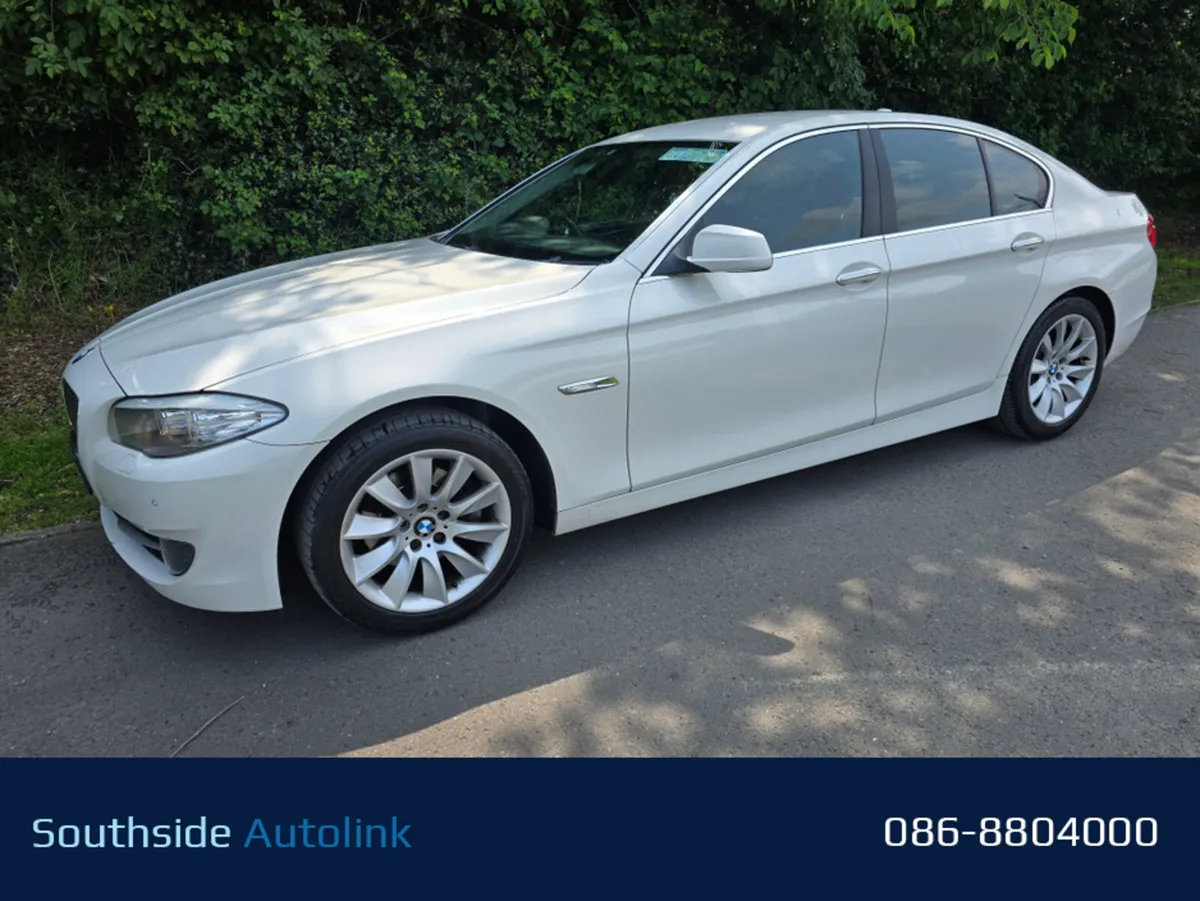 520D / ALPINE WHITE / TINY KMS! - Image 1