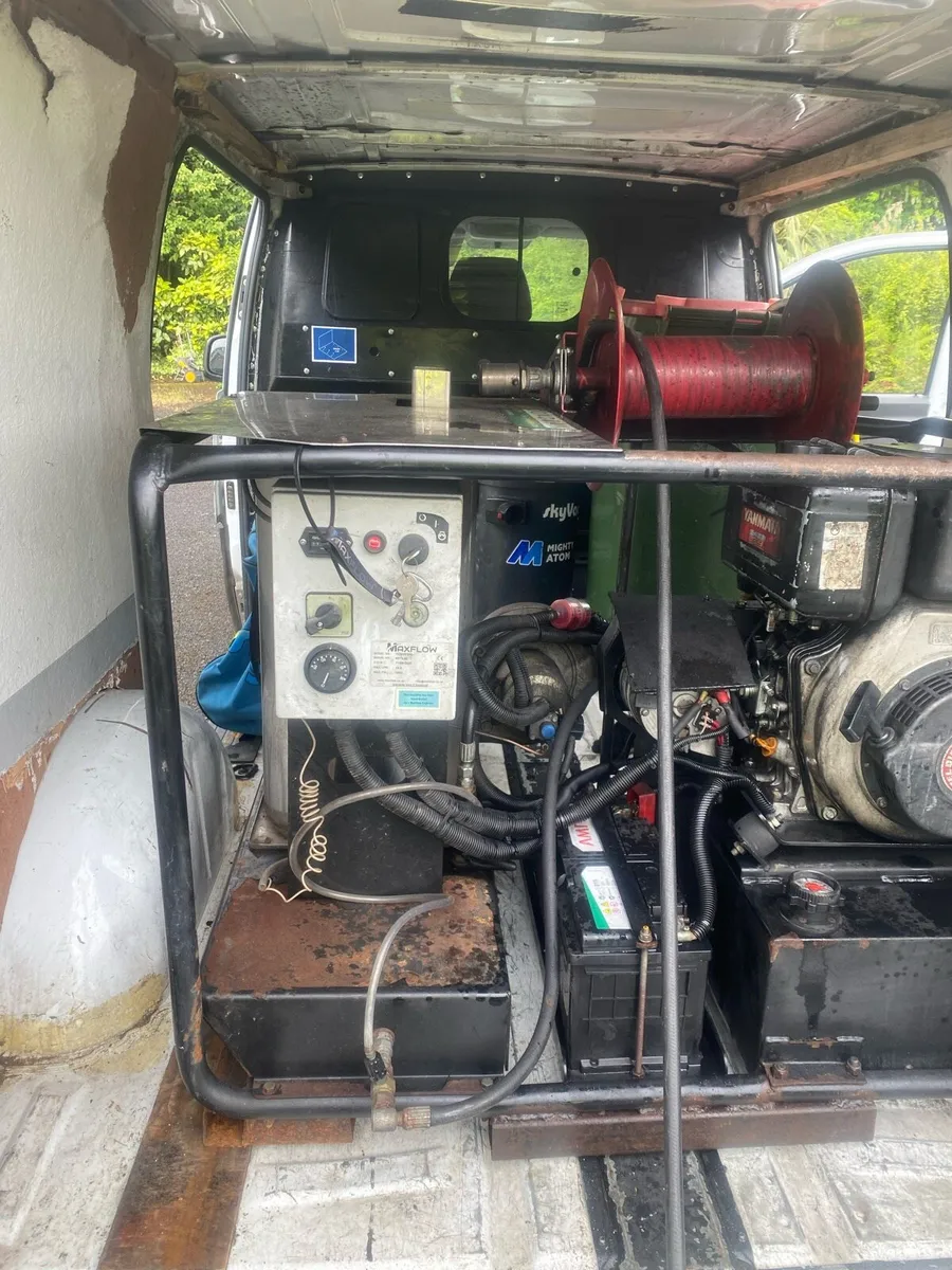 Pressure washer