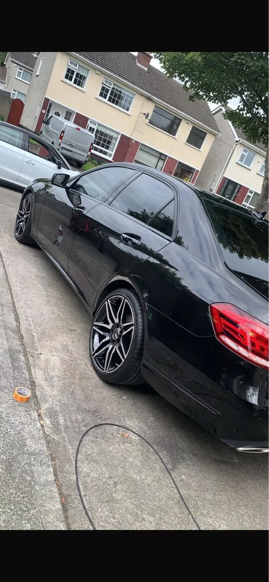 Mercedes Benz E220 NCT & TAX - Image 4