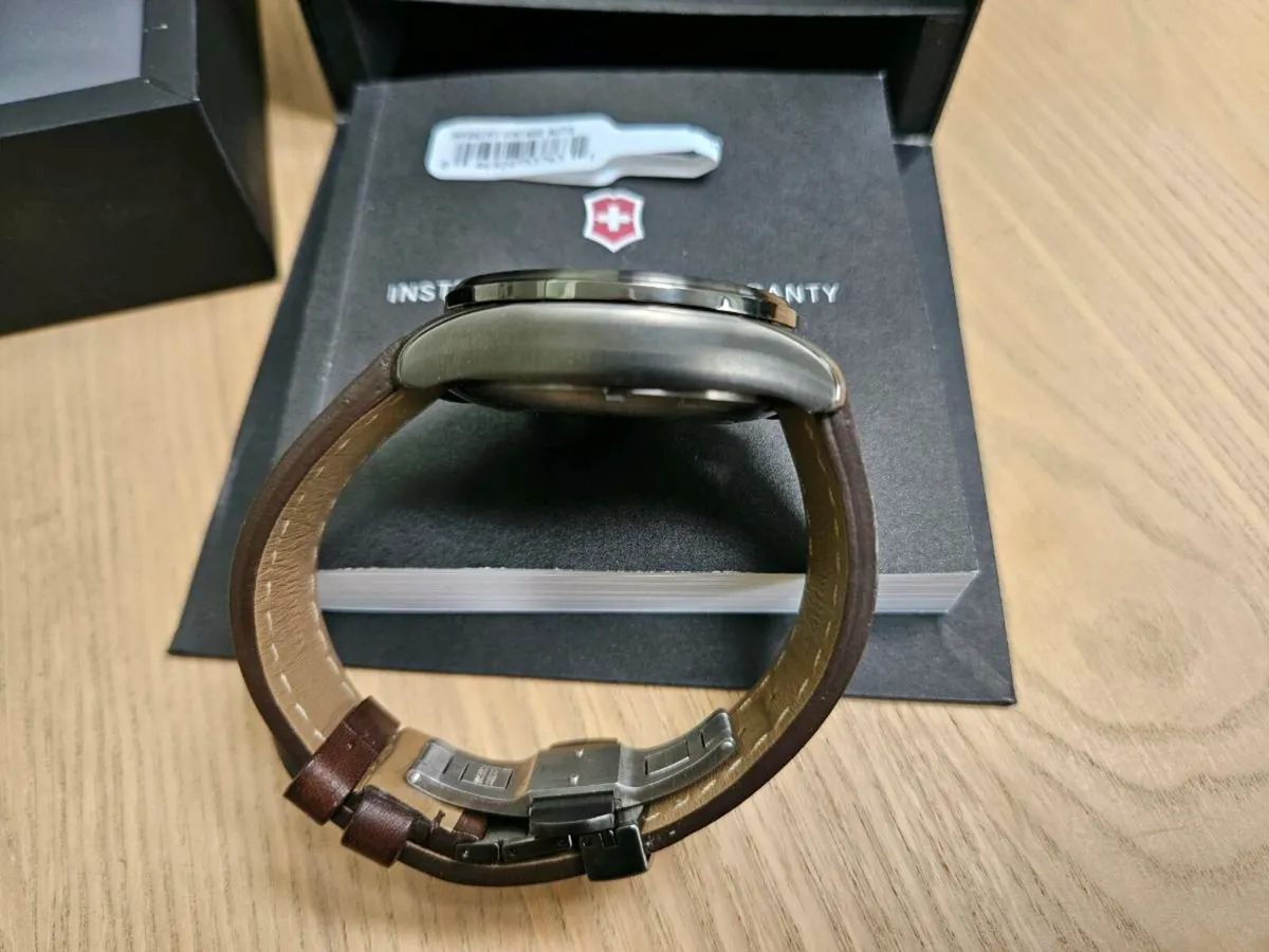 Victorinox Infantry Vintage Auto - Image 3