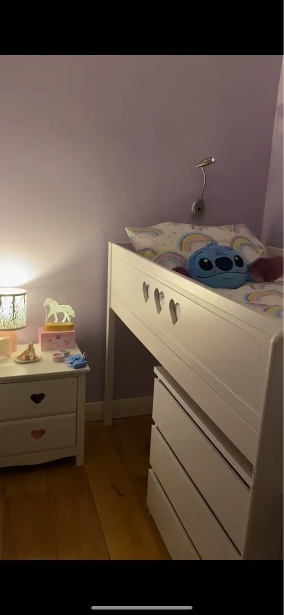 Midsleeper bed