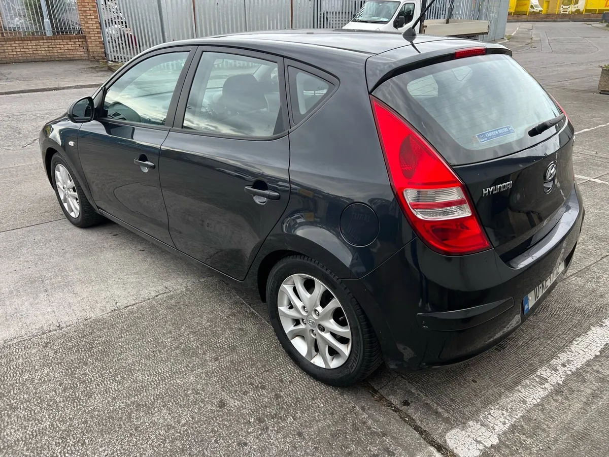 2010 Hyundai i30 1.4 Full Hyundai History - Image 4