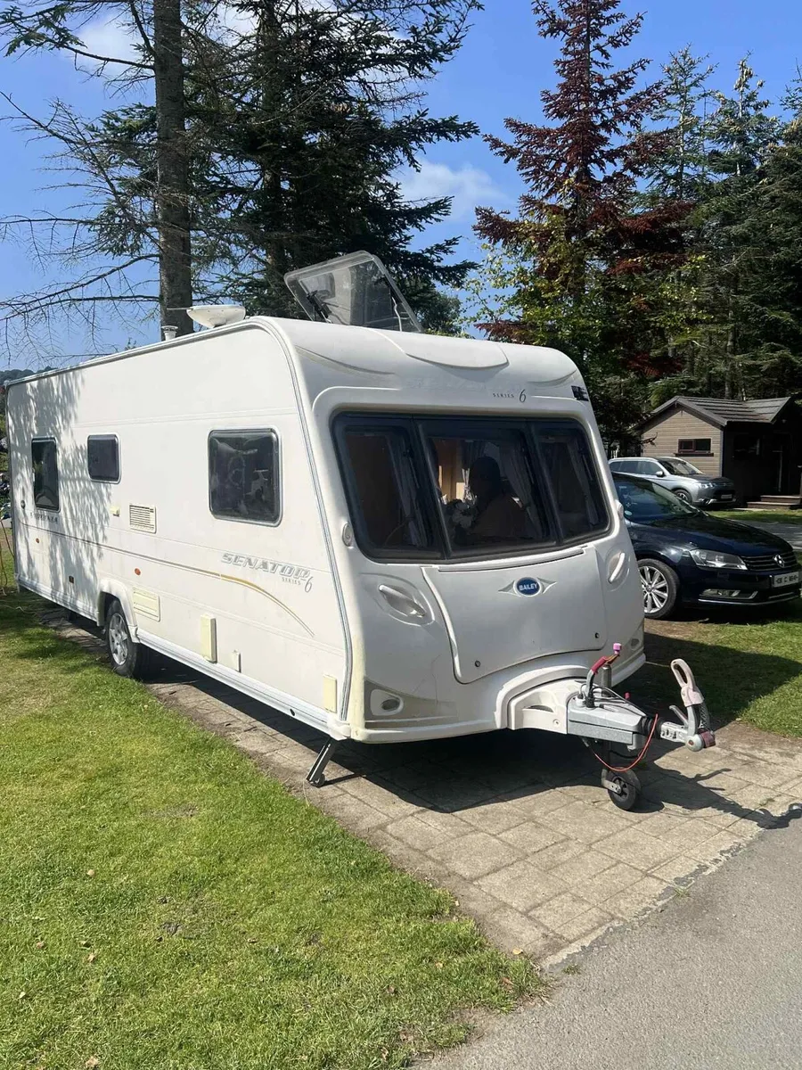 Caravan - Image 1