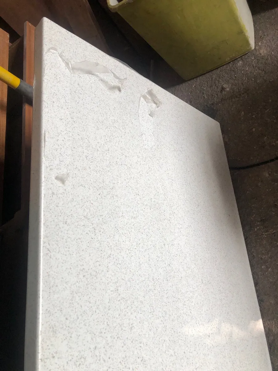Kitchen worktop - Image 2