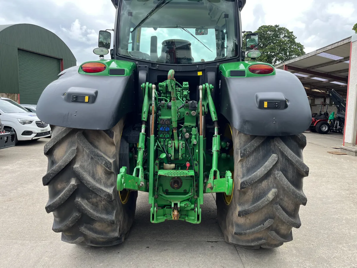 John Deere 6175R - Image 2