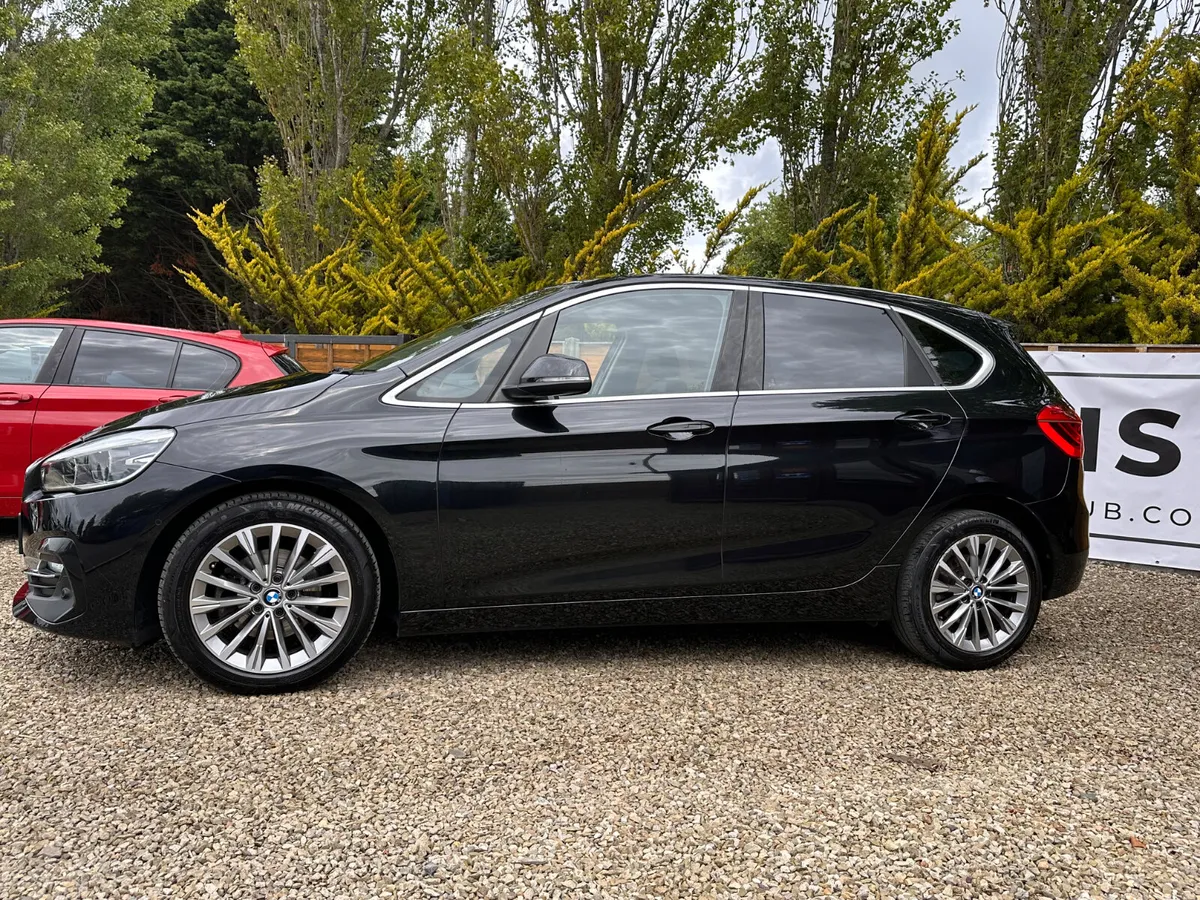 2019 BMW 2.0 LTR DIESEL AUTO LUXURY - Image 4