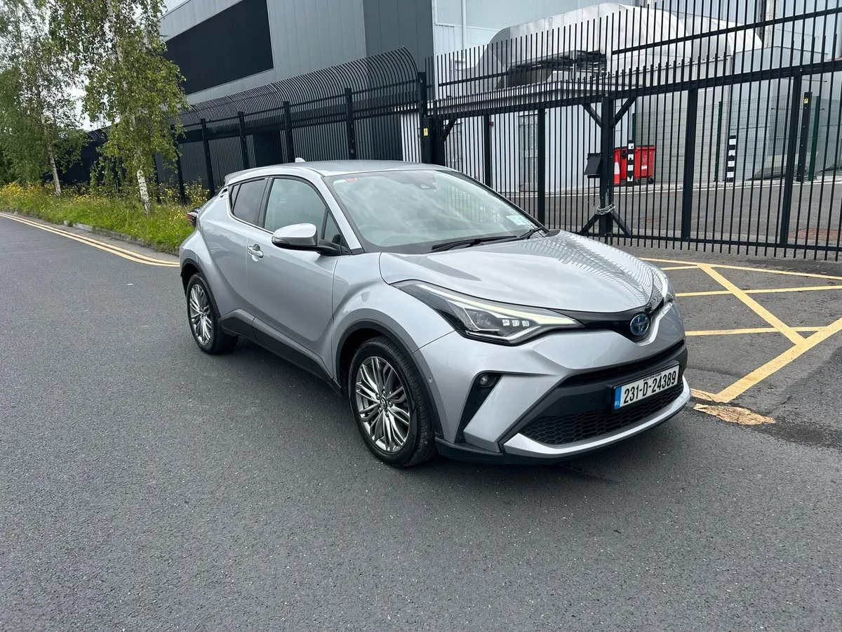2023 Toyota CHR hybrid - Image 1
