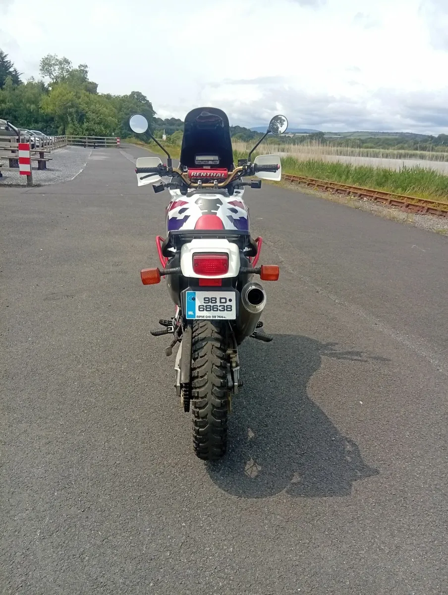 Africa twin 750 - Image 4