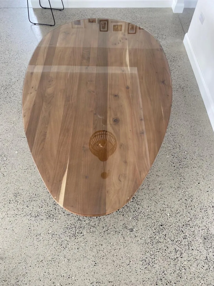 Dining table - Image 4
