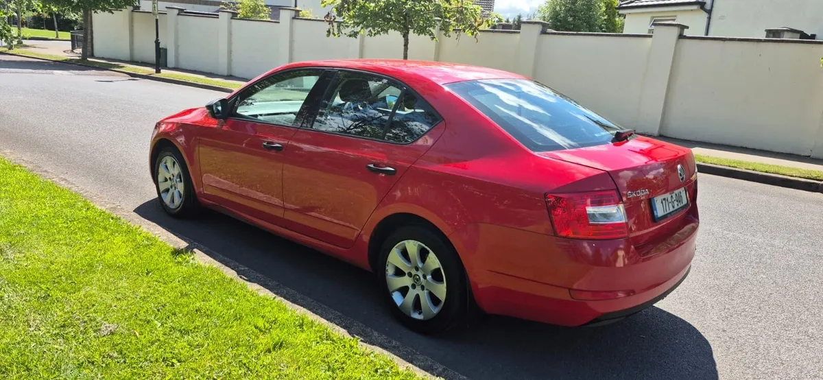 17 Skoda Octavia 1.6 TDI NCTd 01/27 - Image 4