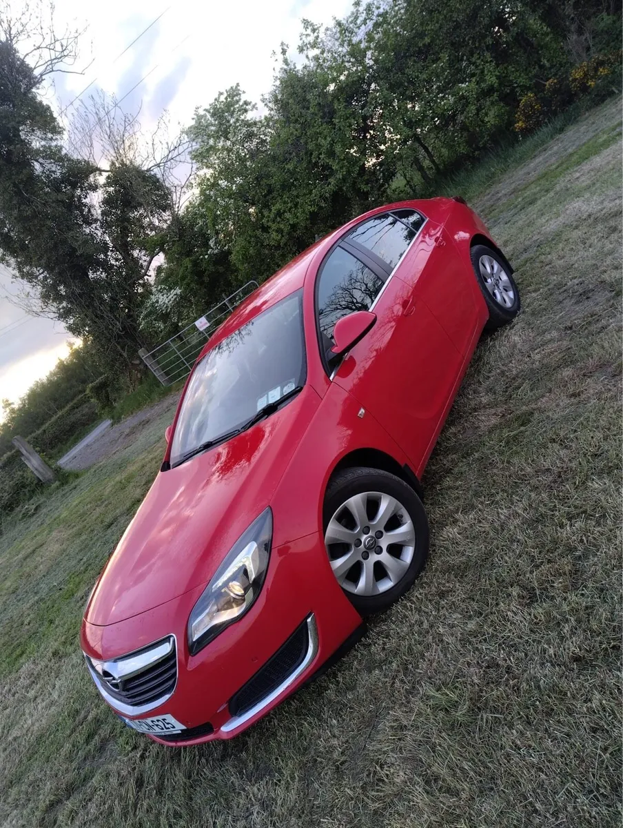 Opel insignia 1.6 tdi - Image 1
